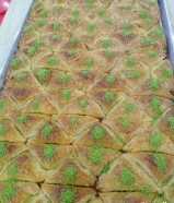 معلم حلويات سوري