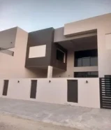 مقاول بناء أسود وتشطيب