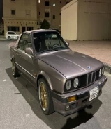 للبيع BMW E30