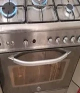 بتوجاز 5شعلة ايطالي ممتاز وشاشة 32بوصةledالتوع sadممتازين البتوحاز والشاشه بيعة واحدة30ديناروتس فقط