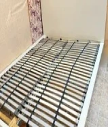 تخت للبيع مع كومود هدية سرير للبيع IKEA