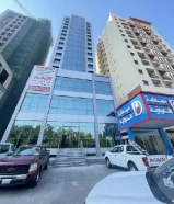 شقة علي البحر فاخرة اول ساكن تشطيب ايطالي طريق الساحلي مقابل ماكدونالدز