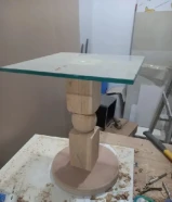 نجار جميع اعمال النجاره والديكور والصيانه وتصليح الأبواب وفك وتركيب الكبتات وجميع اعمال الصيانه