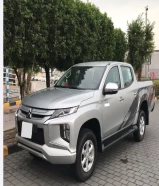 For sale, Mitsubishi Pickup, model 2023, automatic, double-wheel drive