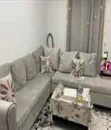 Loanكنب حرف L لون رمادي فاتح