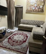 مشاركة سكن فرد خامس