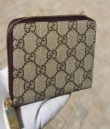 بووك رجالي ماركات متنوعه Lv, Gucci للطلب عبر الدايركت او من خلال الواتس اب