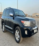 تويوتا لاندكروزر 2014 بحالة ممتازة