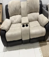 WDللبيع كنبة ريكلانر Perth بحالة ممتازة جداً Perth Recliner Sofa in Excellent Condition