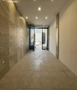 محل تجاري للإيجار في شرق