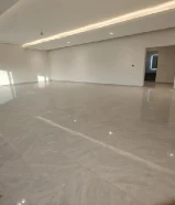 للايجار ادوار اول ساكن