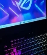 ASUS ROG Strix ( G513RC ) لابتوب شبه جديد ، استخدام لا يُذكر