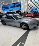 Ferrari كالفورنيا -T