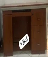 مكتب 3 ادراج وخزانه ودرج سحري