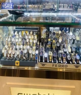 محل ساعات وابواك وبارسلات مع 500 ساعه هديه . Watches shop for sale