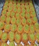 شيف حلواني بقلاوه تركي