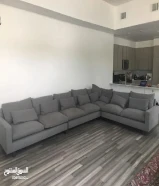 تفصال وتنجيد جميع أنواع الاثاث بسعر المصنع جلسات كنب سراير غرف نوم ستاير ديكورات