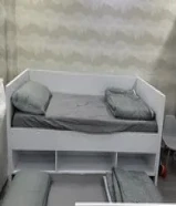 سرير من هوم سنتر