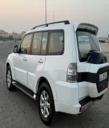 باجيرو 2015 فل اوبشن نظيف جدا