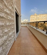 للإيجار شقه الزهراء مع بلكونتين