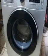 غسالة سامسونج 8 كيلو قمة بالنظافة كالجديدة