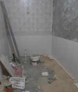 معلم تركيب وتكسير سراميك رخام جرانيت باركيه بلاستيك وتركيب المطابخ والحمامات تمديد الصحي وصيانتها