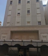 للإيجار بالعقيلة شقة 3 غرف 3 حمامات