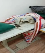 مكينه خياطه مستعمله وشغاله بس سبيلها تنظيف من زمان واقه