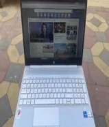 Used like New HP Laptop( very short period of use)