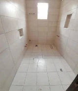 معلم تركيب وتكسير سراميك رخام جرانيت باركيه وتركيب المطابخ والحمامات تمديد الصحي وصيانتها