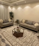 طقم كنب 5 مقاعد من ابيات بحالة ممتازة