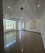 للإيجار دور مشرف