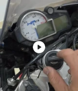 للبيع hp4 نظيف وشرط فحص وين ماتبي ويطلعه تصريح من الوكاله full carbon ومعاه هم كفرات الوكاله بصوره