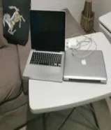 للبيع لابتوب يشتغل بنطام ماكبوك و وينداوز