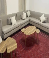 للبيع غنفات مع طاولات