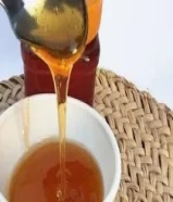 عسل طبیعی و خالص عسل عالي الجودة . 100٪ عسل طبيعي نقي