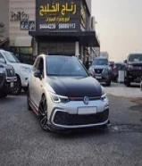 فولكس فاجن جولف GTI موديل 2021 صبغ الوكالة بالكامل عداد 63 ألف شرط الفحص بالكامل