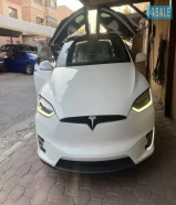 Tesla model X P90D ١٤ ألف د.ك