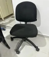 كرسي مكتب لون اسود للبيع