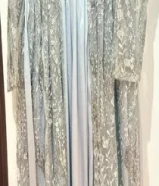 فستان سهره للبيع استخدام ثلا ساعات فقط خام مطرز مقاسM_L