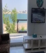 شاليه بحوض سباحه على البحر للايجار يمتاز بالنظافه والخصوصيه والهدوء