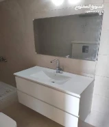 سباك محترف لجميع أنواع السباكة