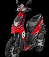 للبيع Aprilia sr150cc