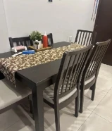 Extendable table 6 seater