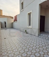 للإيجار فيلا مجمعة في أبو الحصانية