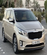 للبيع كيا كرنفال 2017 7 راكب ذهبي داخل بيج 6 سلندر شرط الفحص