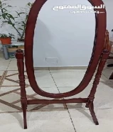 مرآة كبيرة متحركة بحالة ممتازة كالجديدة