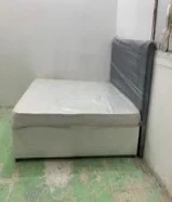 سرير مع المرتبه جديد استعمال شهر للبيع