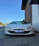 بيجو ممشى قليل ونظيف