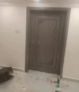 , نجار أبواب